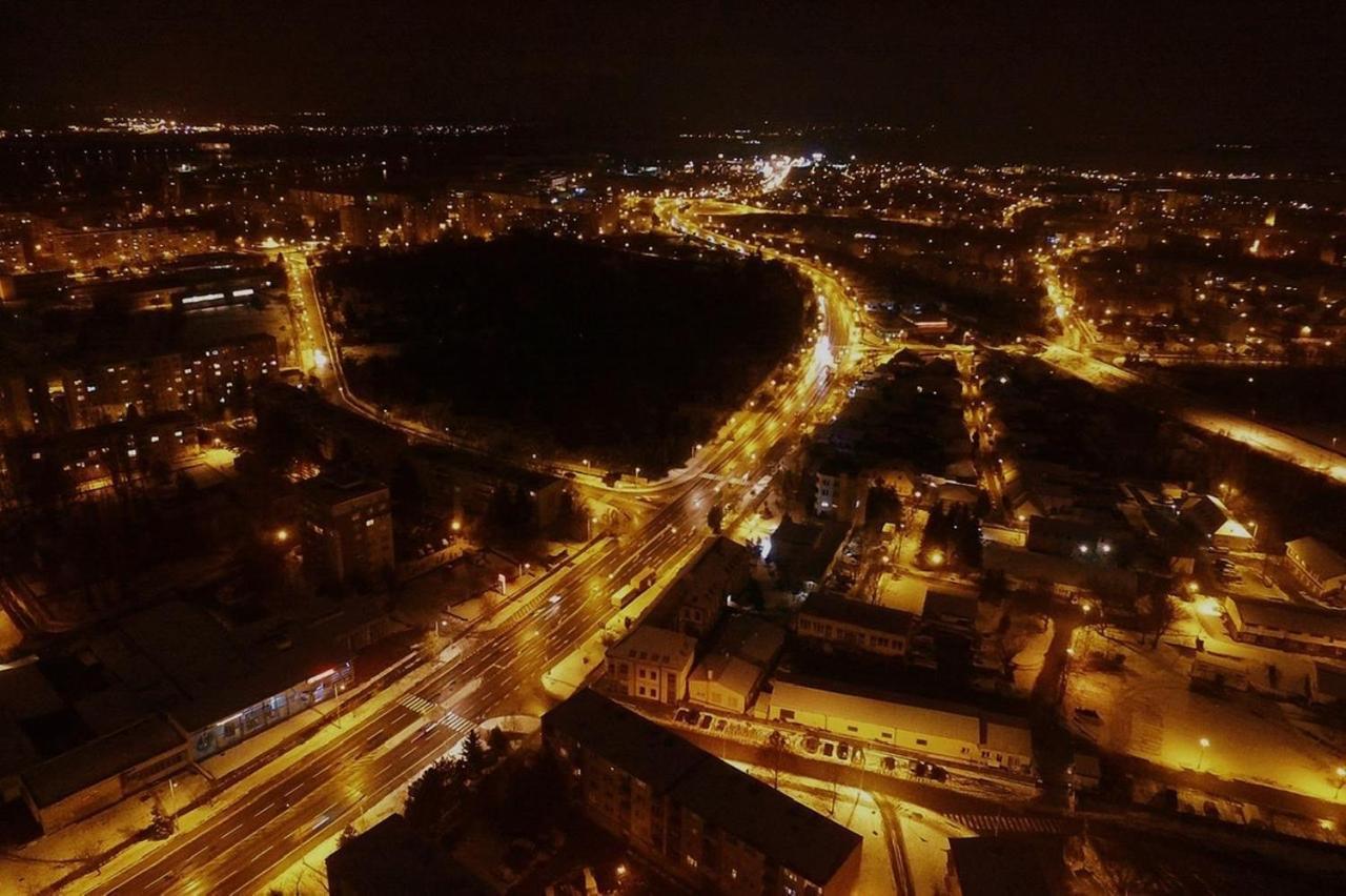 Amira Apartman Komárno Extérieur photo